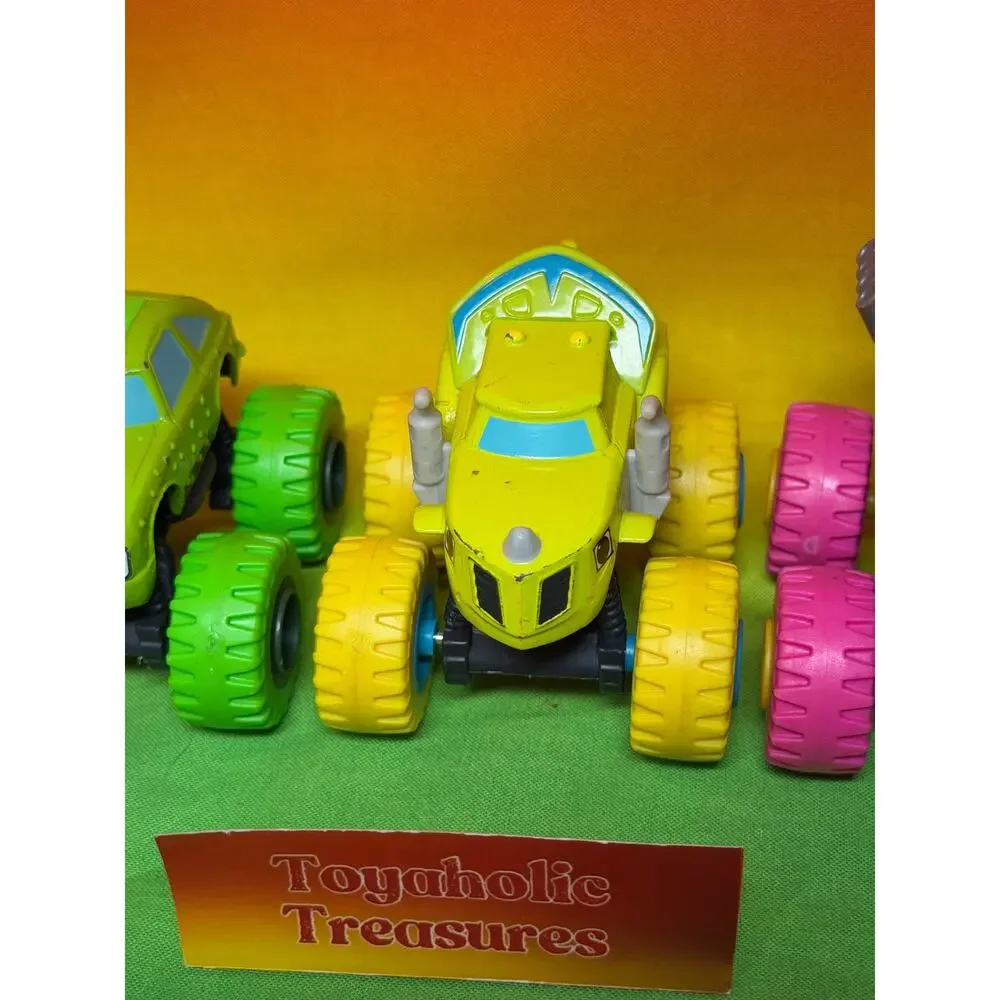 Blaze and the Monster Machines Neon Wheels Trucks